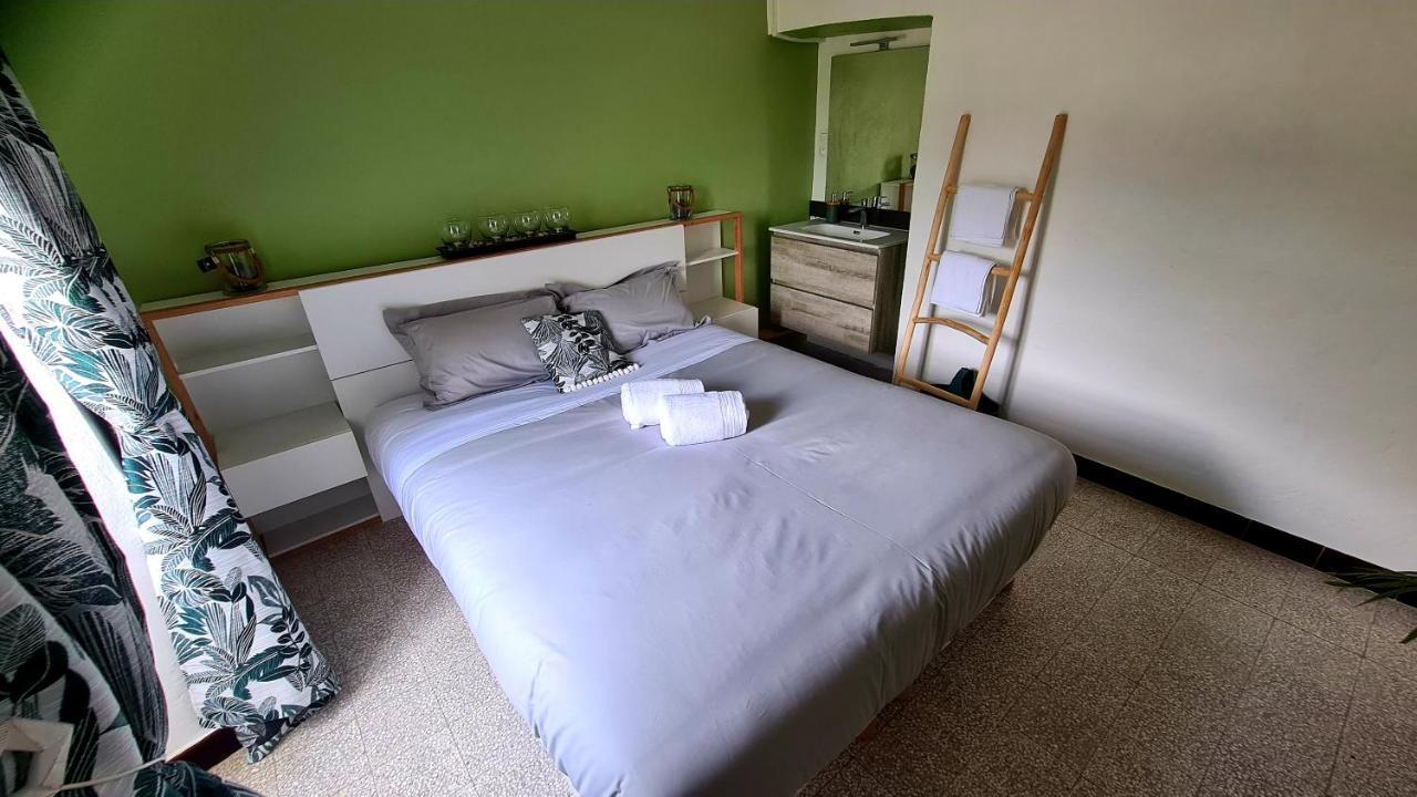 Bed and Breakfast Lou Mouli Di Baou Labeaume Zewnętrze zdjęcie