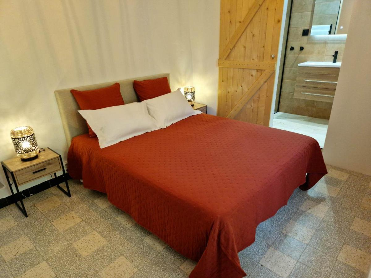 Bed and Breakfast Lou Mouli Di Baou Labeaume Zewnętrze zdjęcie